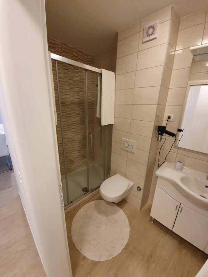 Appartamento Apartman Lea Makarska Esterno foto
